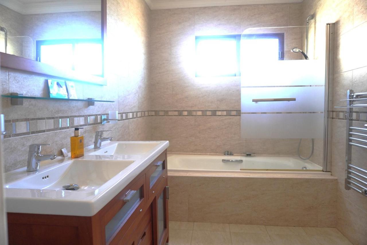 Villa Seaview Suncoast Luxury Málaga Buitenkant foto